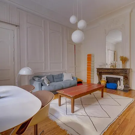 Leyteire Apartment