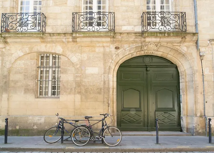 Apartment Leyteire *